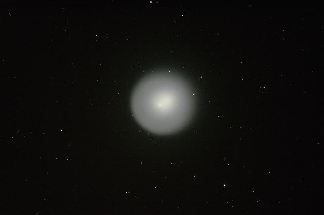 17P Holmes 1500mm 31.10.07 15x70s.ISO 800 EOS 30D .jpg